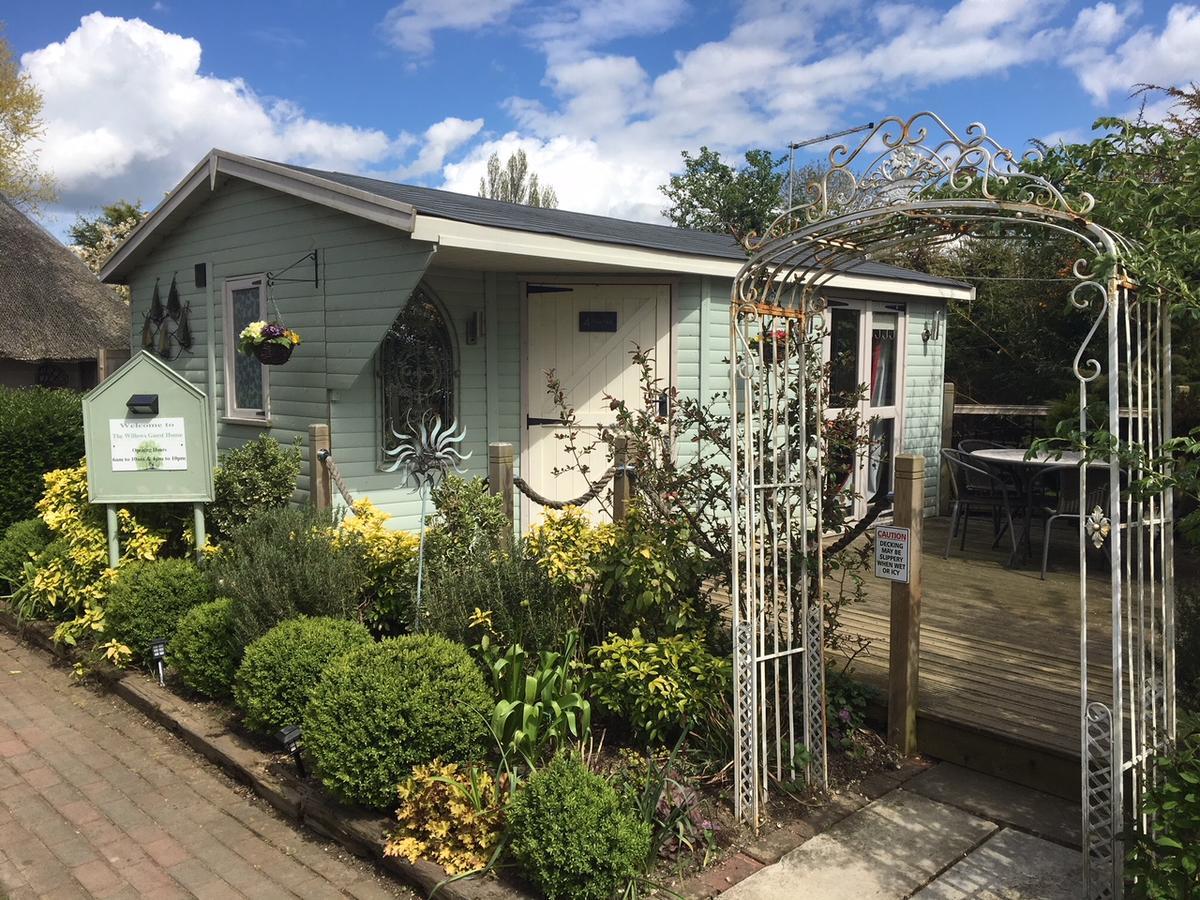 The Willows Guest House 泰克利 外观 照片